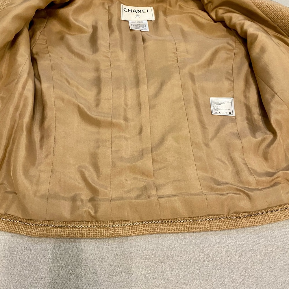 100% authentic Chanel vintage cashmere jacket - Picture 6 of 16